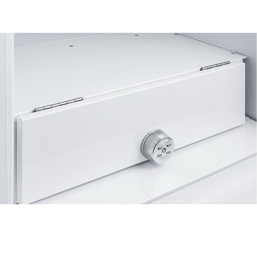 Summit FFAR10 Adjustable Shelves Refrigerator